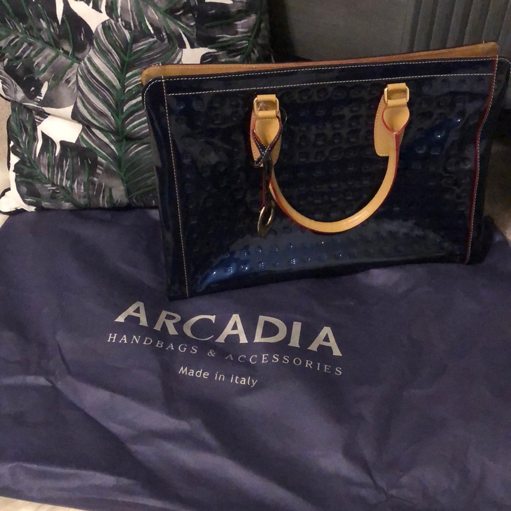 Gorgeous Navy Patent Leather Bag From Arcadia